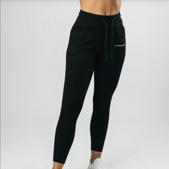 Alphalete essential joggers - Picture 4 of 4